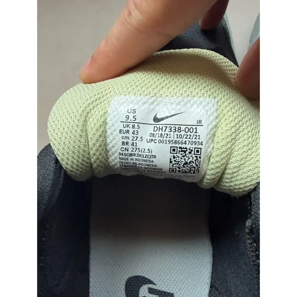 Excellent, Barely Worn Nike Air Trainer 1 SP Dark Smoke Grey Size 9.5 (0002)